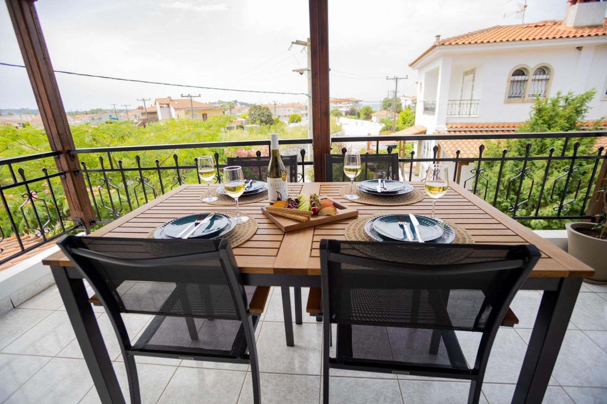 Sunvibe * Skala Fourkas